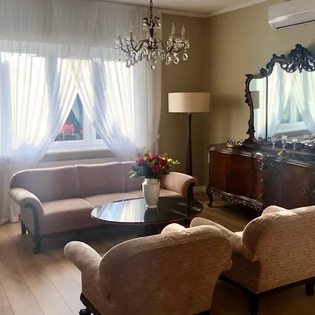 Stylowy Apartament Z Lat 30 *